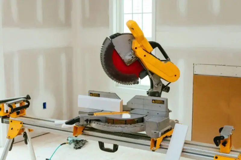 Best Sliding Miter Saw