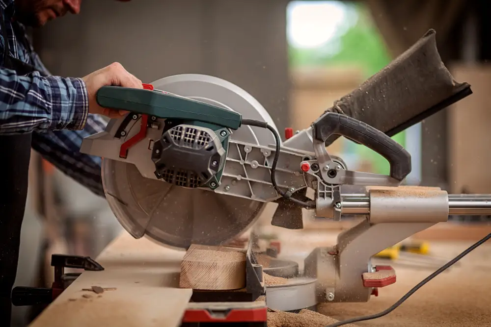 mitre saw