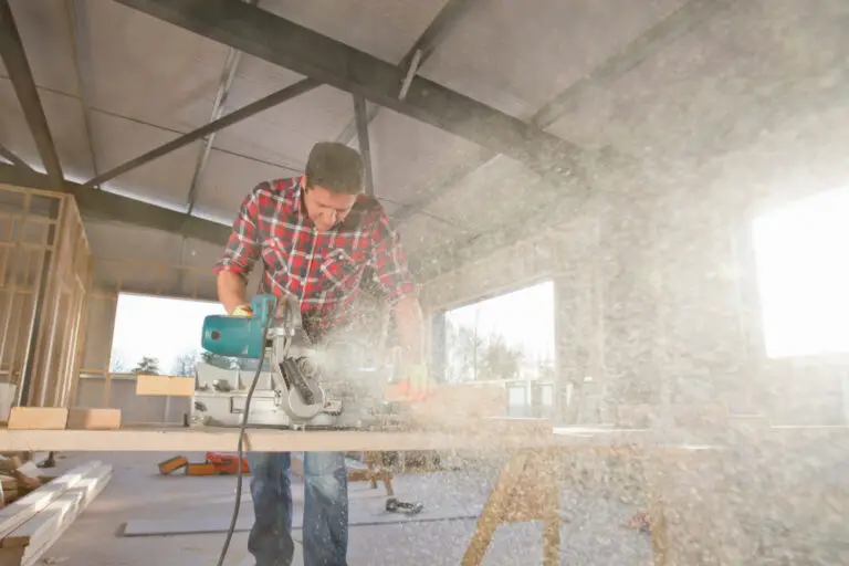 circular saw dust